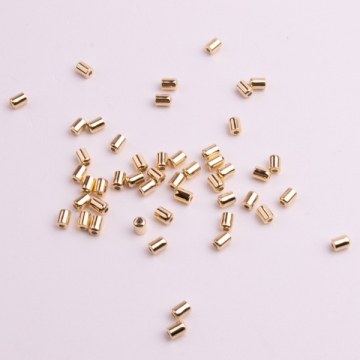 Zapięcie stoper z silikonem do cienkich sznureczków walec złoty 4x3mm