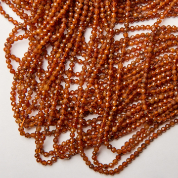 Granat pomarańczowy kulka fasetowana 3,5mm Granat pomarańczowy kulka fasetowana 3,5mm