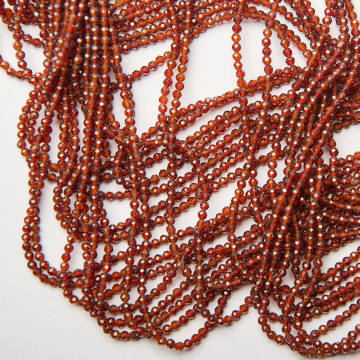 Granat kulki fasetowane 2,5mm