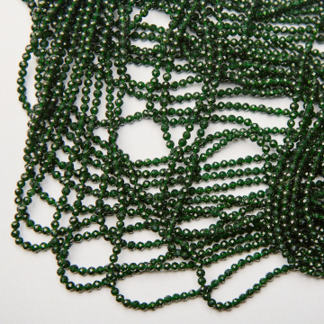 Szmaragd nilu kulka fasetowana 3mm - na sznurze