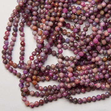 Szafir z rubinem kulka fasetowana 4mm Szafir z rubinem kulka fasetowana 4mm