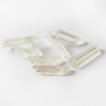 Kryształ górski slupek z dziurką 4-7cm