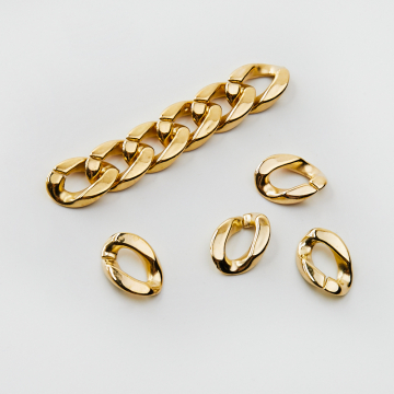 Ogniwo łańcucha akrylowe złote 18x13mm