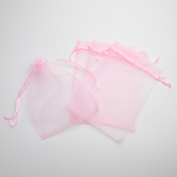 Woreczek z organzy do biżuterii 13x18cm różowy