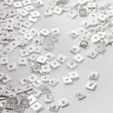 Srebrna przekładka kwadrat AG925 4mm