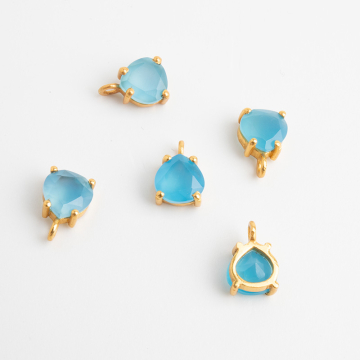 Srebrna zawieszka chalcedon niebieski w kasetce AG925 pozłacany 6mm