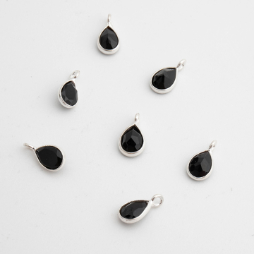 Onyks łezka fasetowana w okuciu zawieszka AG925 6,5mm