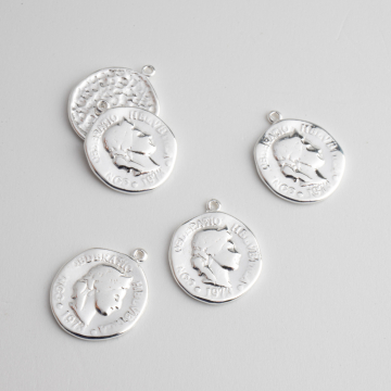 Srebrna moneta antyczna zawieszka 16mm