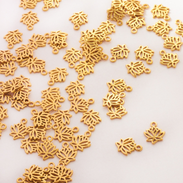 Srebrna zawieszka ażurowa lilia AG925 pozłacana 11x9mm