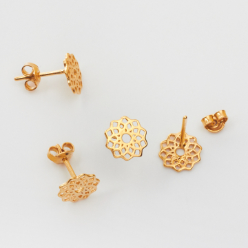 Srebrne kolczyki kwiatek AG925 pozłacane 8mm