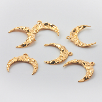 Srebrna zawieszka róg obfitości wygięty AG925 pozłacany 19mm