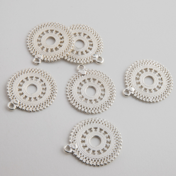 Srebrna zawieszka rozeta ażurowa AG925 18mm