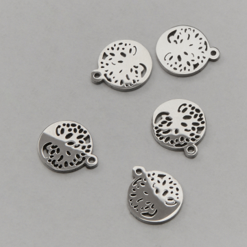 Mini zawieszka ze stali chirurgicznej drzewo życia w kolorze srebrnym 7mm