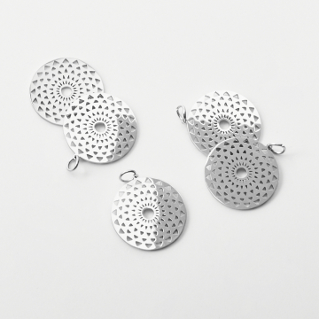 Zawieszka ze stali chirurgicznej mini trójkąciki w kółku do naszyjników w kolorze srebrnym 21mm