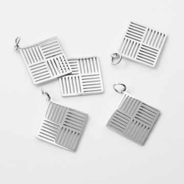 Zawieszka ze stali chirurgicznej kwadrat do naszyjników w kolorze srebrnym 22,5mm