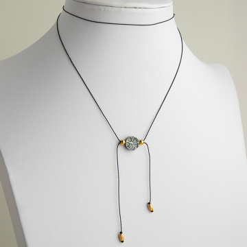 Naszyjnik na nici z motywem drzewa rodziny i elementami ze stali chirurgicznej