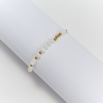 Bransoletka z ukrytą wiadomością „team bride” – alfabet Morse’a