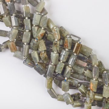 Labradoryt słupek ciosany 10x6,5mm