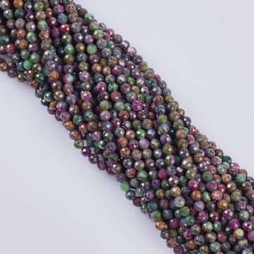 Szmaragd z rubinem kulka fasetowana 4mm