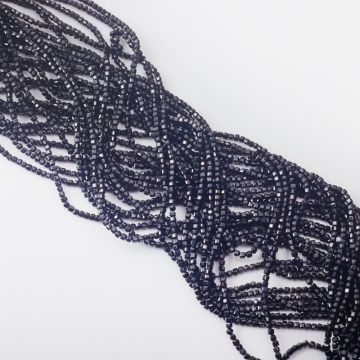 Czarny turmalin kostka fasetowana 2mm