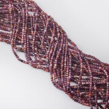 Rubin kostka fasetowana 2,5mm