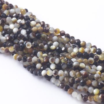 Czarna muszla opalizująca kulka fasetowana 4mm