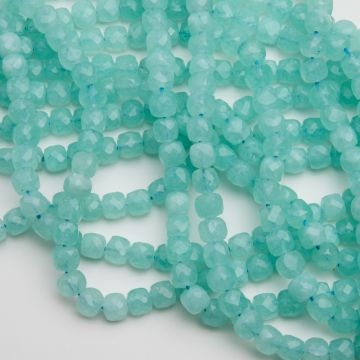 Jadeit turkusowy kostka fasetowana 7mm