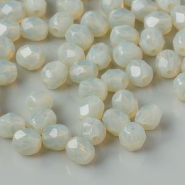 Fire Polish Opaque Lt. Grey (41000) 4mm