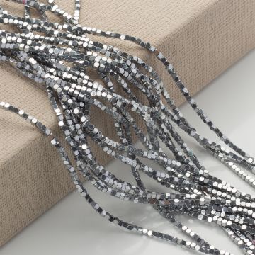 Hematyt platerowany kostka ścięta silver 2x2mm