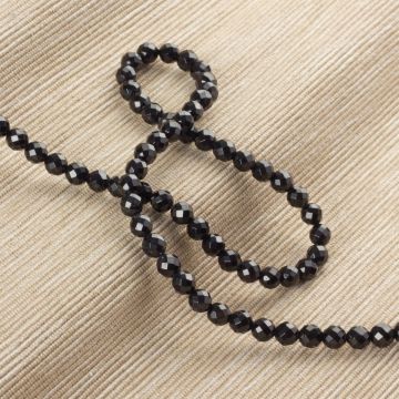 Czarny spinel kulka fasetowana 6mm