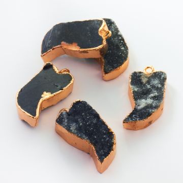 Zawieszka Agat druzy  w złotym okuciu kieł czarny 30mm