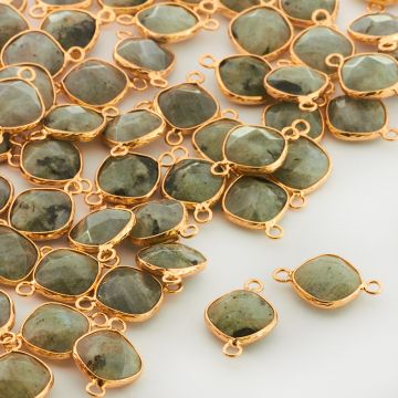 Labradoryt kwadrat fasetowany łącznik 23mm