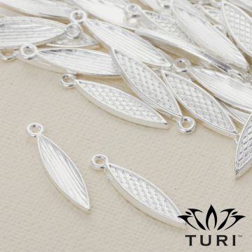 Zawieszka wrzeciono w kolorze srebrnym 24.5x5.5mm