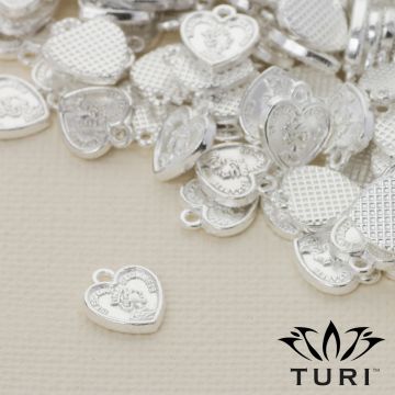 Zawieszka serce Królowa Elżbieta 9.5x8.5mm