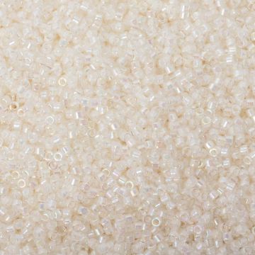 Koraliki Miyuki Delica Off White AB 11/0