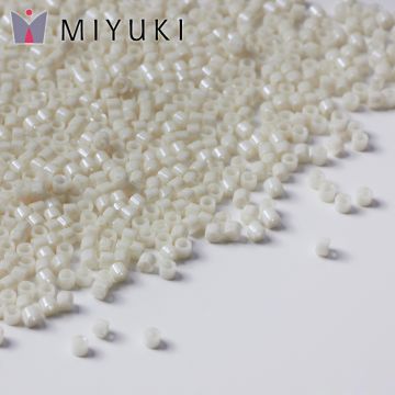 Koraliki Miyuki Delica 11/0 Opaque Alabaster Luster
