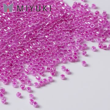 Koraliki Miyuki Delica 11/0 Lined Crystal Fuchsia