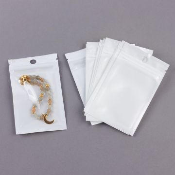 Woreczek z zamknięciem strunowym i białym tłem 10x6cm