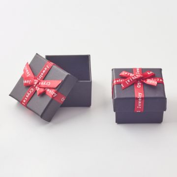 Pudełko ozdobne do biżuterii czarne ze wstążką 5,5x5,5x4cm