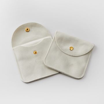 Ozdobna kieszonka welurowa biała 10x10cm