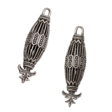 Zawieszka wrzeciono koloru srebrnego 13,5x52mm