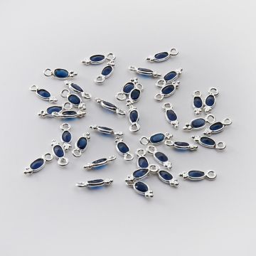 Srebrna zawieszka szafir w srebrnym okuciu AG925 4,5mm