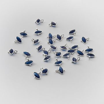 Srebrna zawieszka szafir w srebrnym okuciu AG925 7,5mm