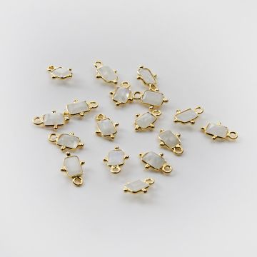 Srebrna zawieszka kamień księżycowy w srebrnym okuciu AG925 pozłacana 7x5mm