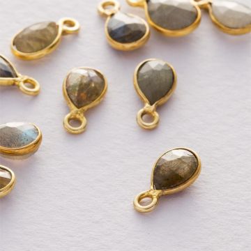 Labradoryt fasetowany łezka zawieszka w okuciu pozłacanym AG925 10x7mm