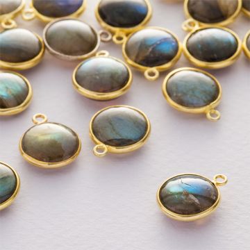 Labradoryt krążek gładki zawieszka w okuciu pozłacanym AG925  12mm