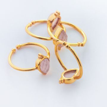 Pierścionek regulowany z kryształem górskim pozłacany AG925 20mm Pierścionek regulowany z kryształem górskim pozłacany AG925 20mm