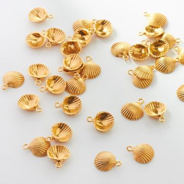 Srebrna zawieszka muszelka AG925 pozłacana 12,5mm