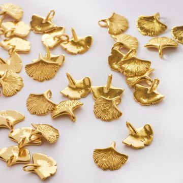 Srebrna zawieszka liść miłorzębu złoty 10,5mm