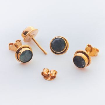 Srebrne kolczyki z labradorytem fasetowanym pozłacane AG925 7mm Srebrne kolczyki z labradorytem fasetowanym pozłacane AG925 7mm